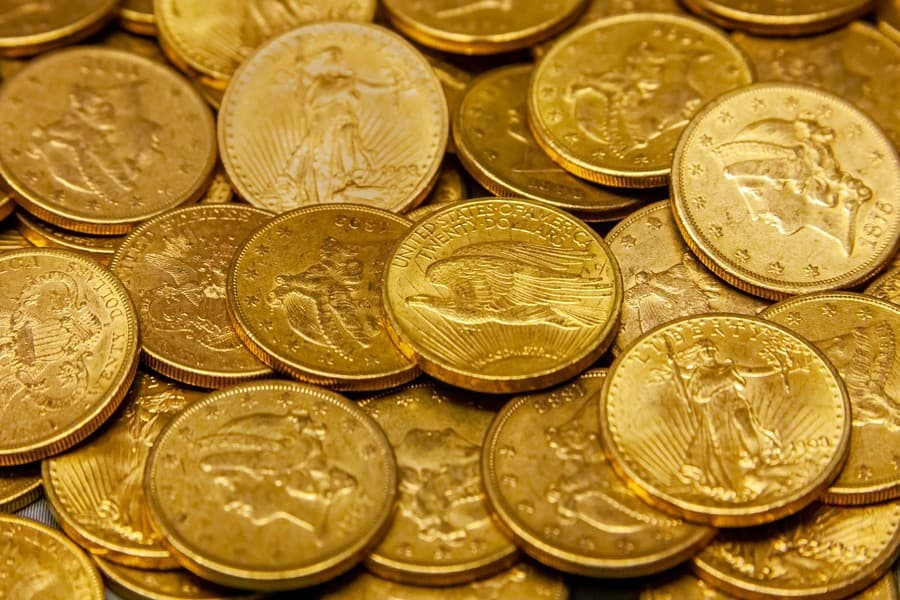 Compraventa de monedas de oro